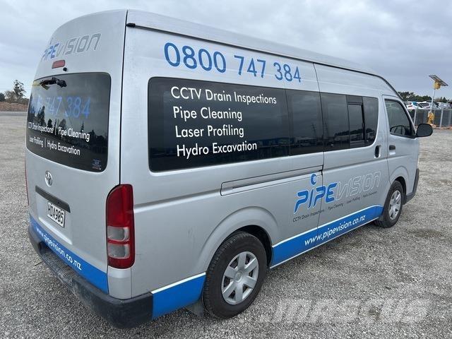 Toyota HiAce Carrinhas de caixa fechada