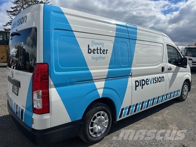 Toyota HiAce Carrinhas de caixa fechada