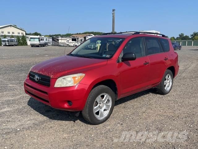 Toyota RAV4 Automóvel
