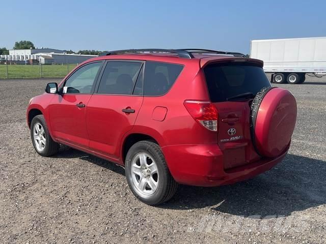 Toyota RAV4 Automóvel