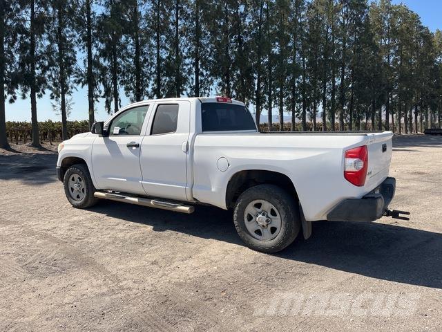 Toyota Tundra Outros
