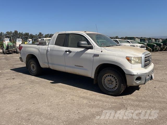Toyota Tundra Outros