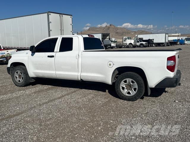 Toyota Tundra Pick up de caixa aberta