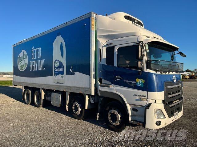 UD CG 32 460 Caminhões caixa temperatura controlada