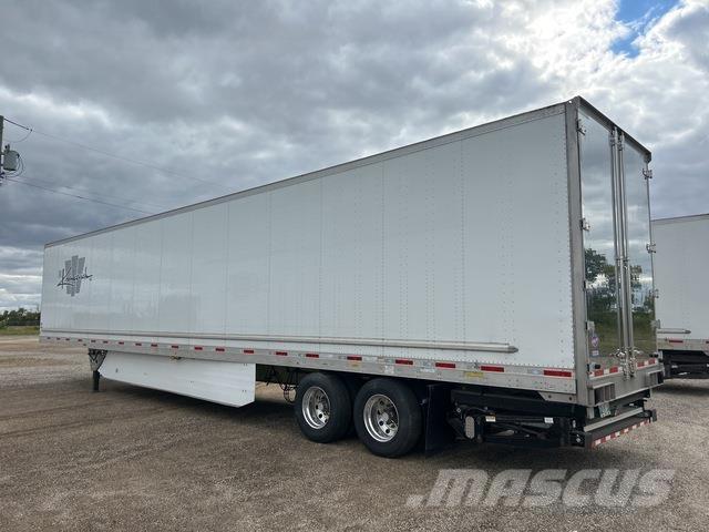 Utility  Reboques de caixa fechada