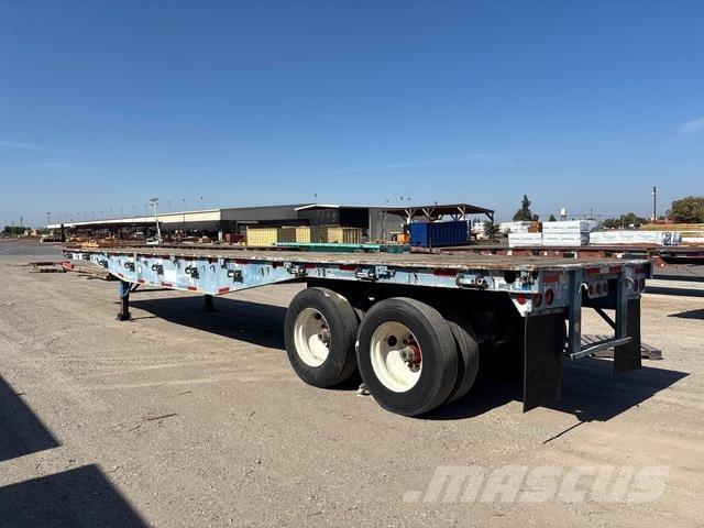 Utility  Reboques estrado/caixa aberta