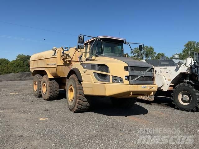 Volvo A40G Auto-tanques
