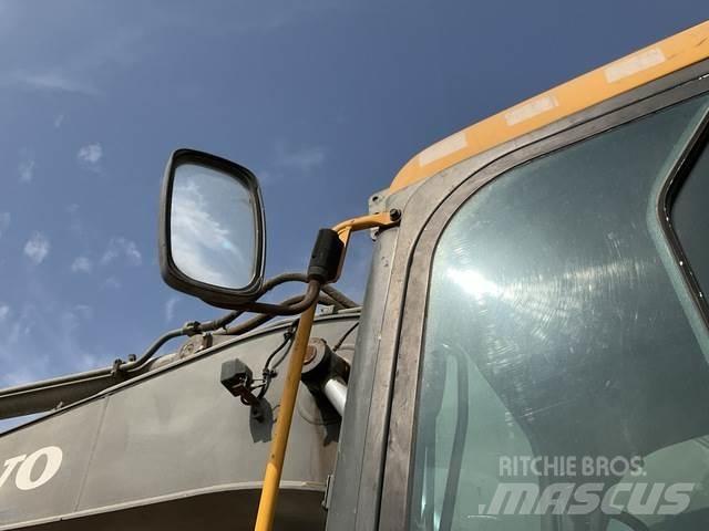 Volvo EC210D Escavadeiras de esteiras