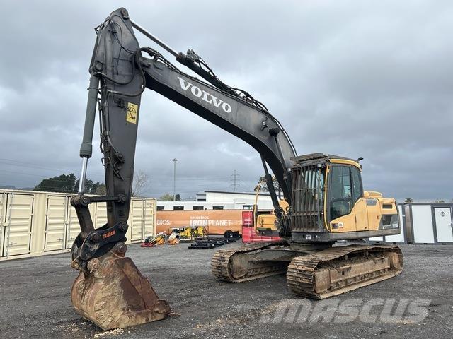 Volvo EC220DL Escavadeiras de esteiras