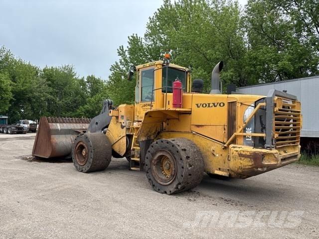 Volvo L220E Carregadeiras de rodas