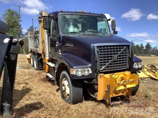 Volvo VHD Camiões basculantes