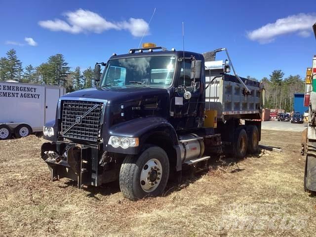 Volvo VHD Camiões basculantes