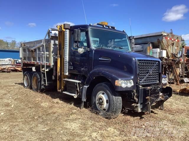 Volvo VHD Camiões basculantes