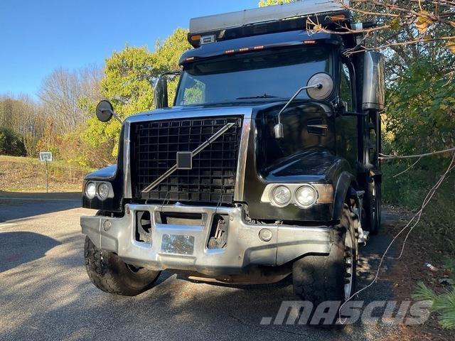 Volvo VHD Camiões basculantes