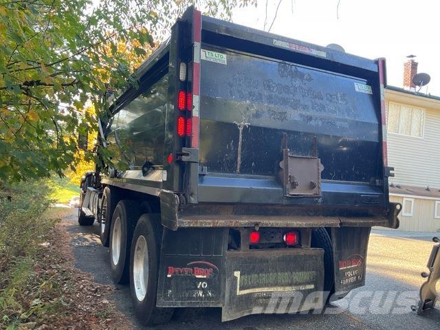 Volvo VHD Camiões basculantes