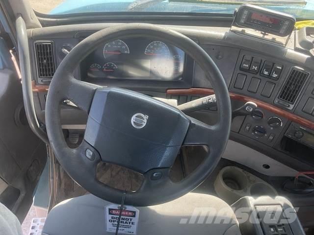 Volvo VHD104F Outros Camiões
