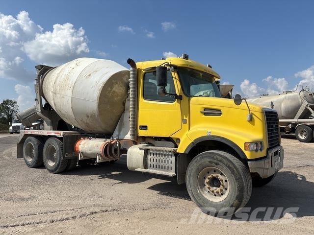 Volvo VHD64F Outros Camiões