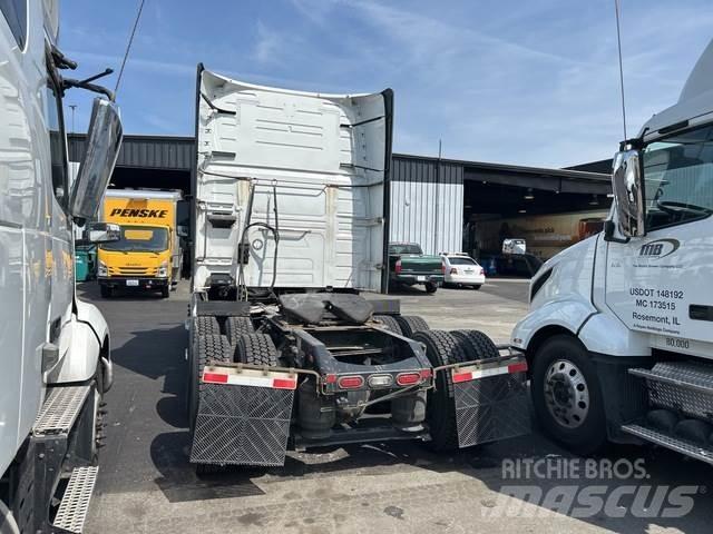 Volvo VNL Cavalos Mecânicos