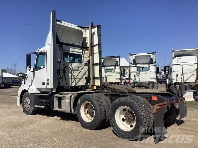 Volvo VNL Cavalos Mecânicos