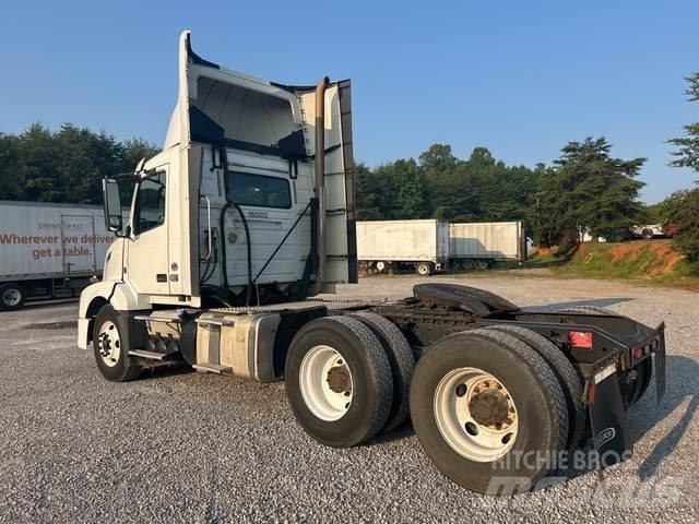 Volvo VNL Cavalos Mecânicos