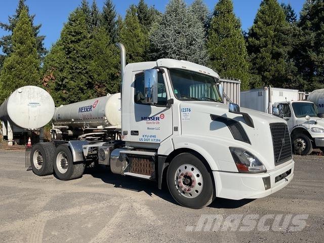 Volvo VNL Cavalos Mecânicos