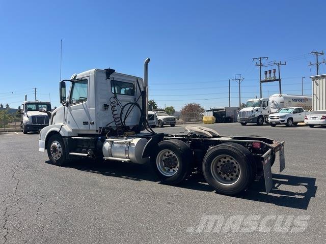 Volvo VNL Cavalos Mecânicos