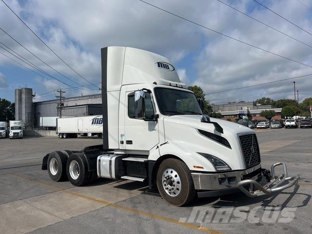 Volvo VNL 300 Cavalos Mecânicos