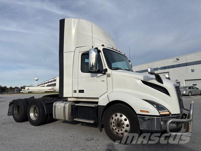 Volvo VNL 300 Cavalos Mecânicos