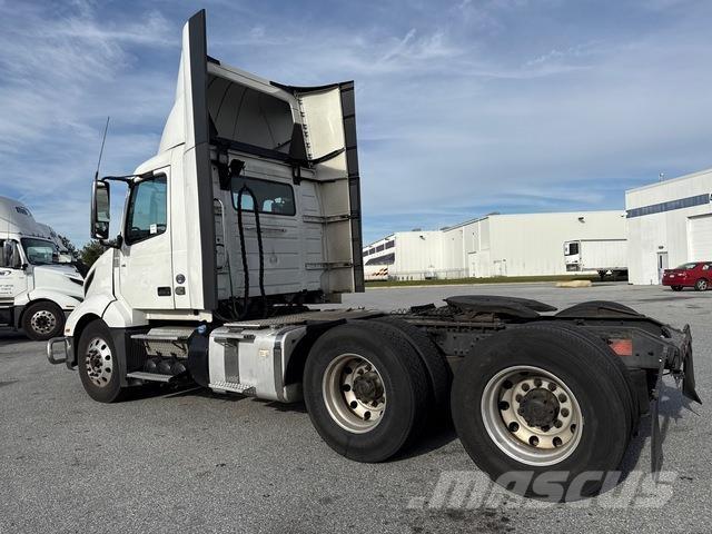 Volvo VNL 300 Cavalos Mecânicos