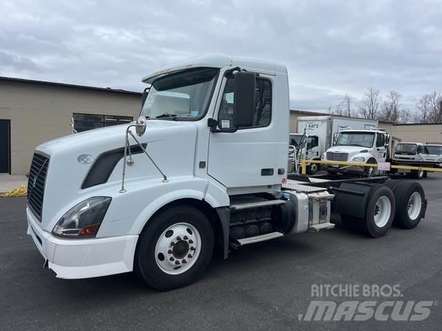 Volvo VNL64T Cavalos Mecânicos