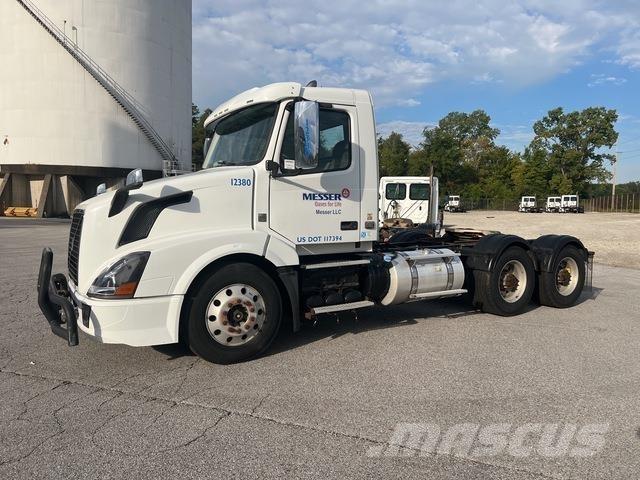 Volvo VNL64T Cavalos Mecânicos