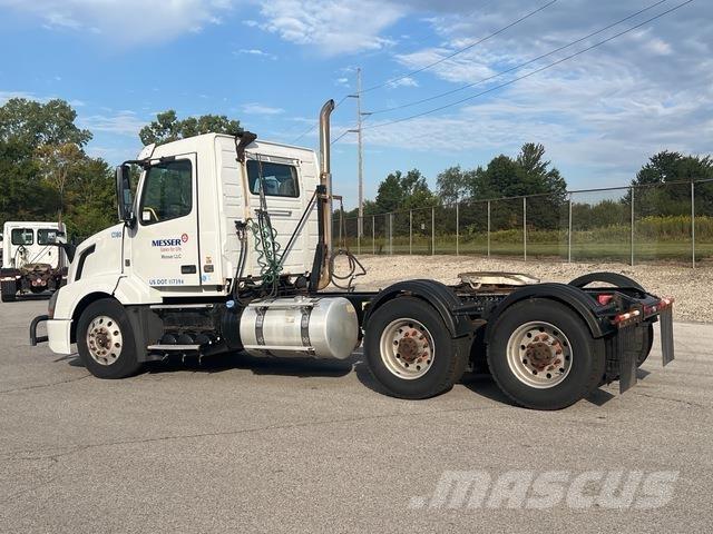 Volvo VNL64T Cavalos Mecânicos