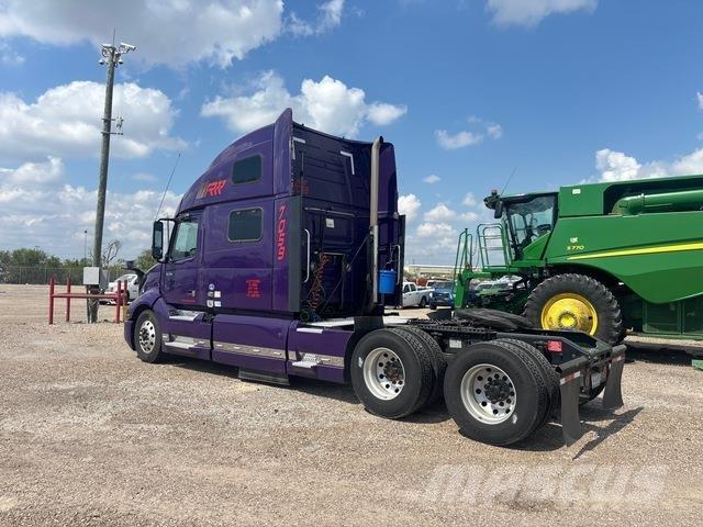Volvo VNL860 Cavalos Mecânicos