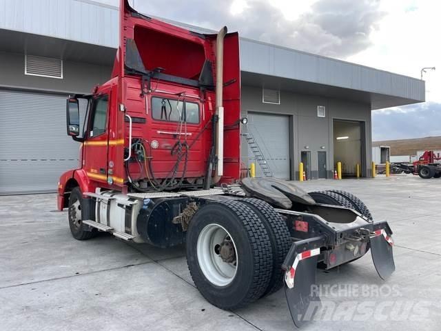 Volvo VNM Cavalos Mecânicos