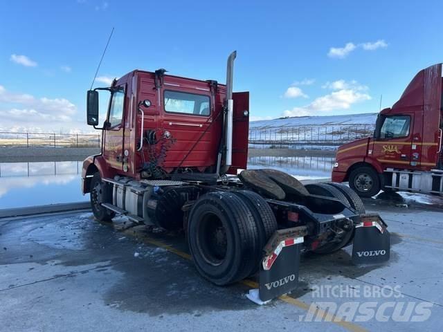 Volvo VNM Cavalos Mecânicos