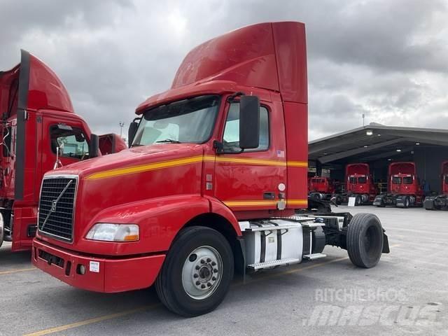 Volvo VNM Cavalos Mecânicos