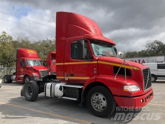 Volvo VNM Cavalos Mecânicos