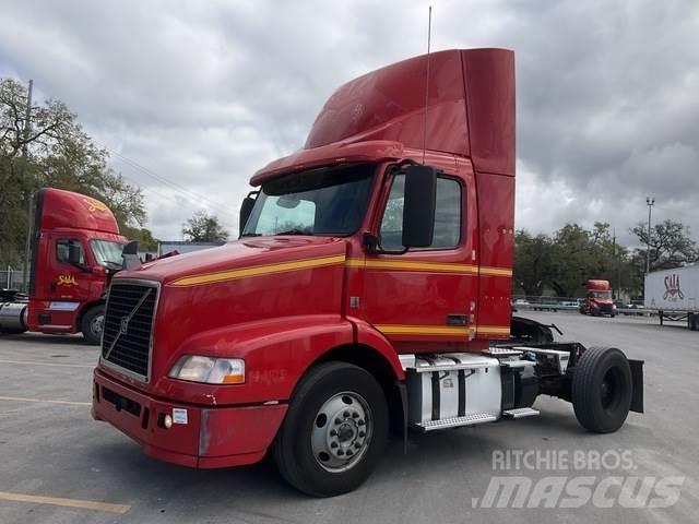 Volvo VNM Cavalos Mecânicos
