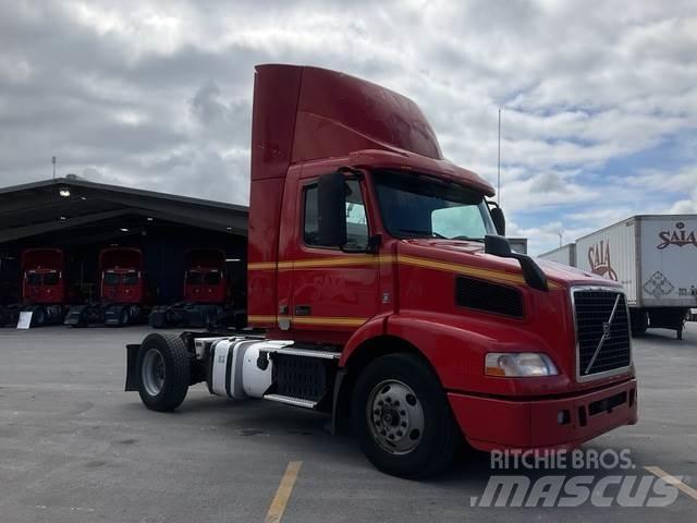 Volvo VNM Cavalos Mecânicos