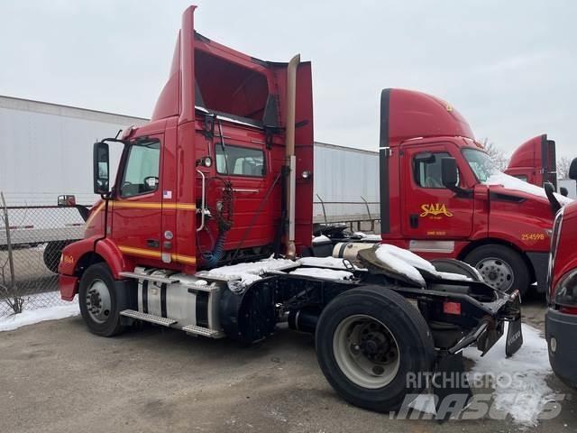 Volvo VNM Cavalos Mecânicos