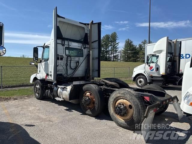 Volvo VNM Cavalos Mecânicos