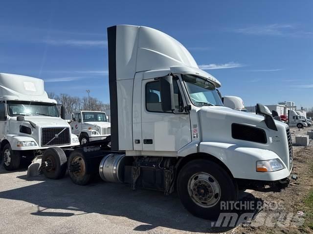 Volvo VNM Cavalos Mecânicos