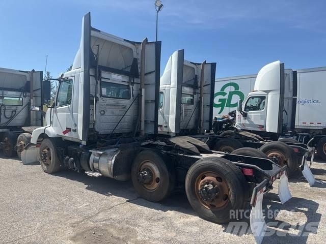 Volvo VNM Cavalos Mecânicos