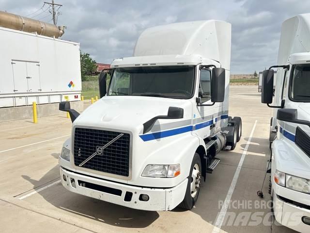 Volvo VNM Cavalos Mecânicos