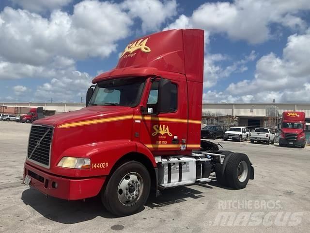 Volvo VNM Cavalos Mecânicos