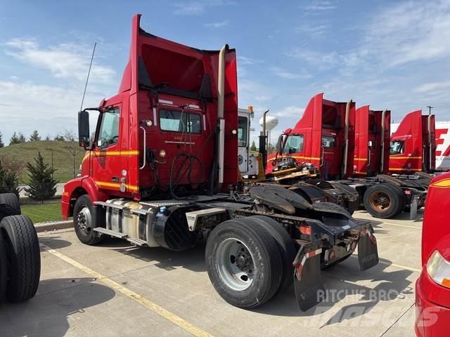 Volvo VNM Cavalos Mecânicos
