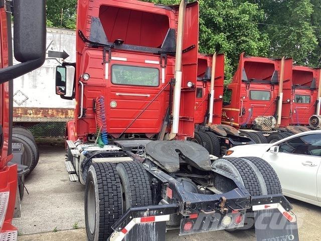 Volvo VNM Cavalos Mecânicos