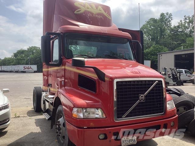 Volvo VNM Cavalos Mecânicos