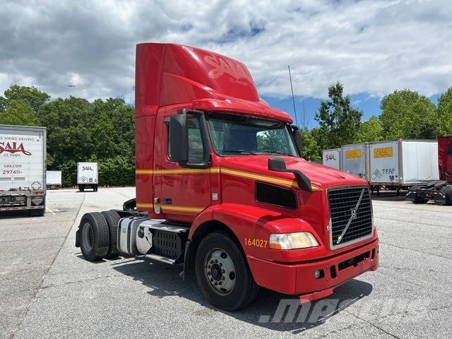 Volvo VNM Cavalos Mecânicos