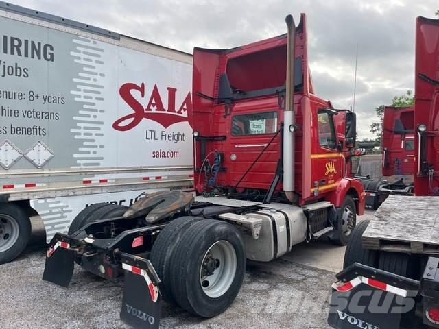 Volvo VNM Cavalos Mecânicos